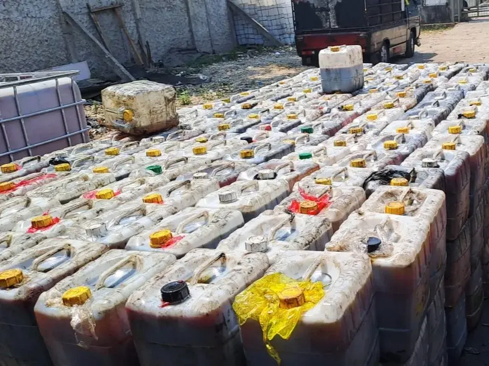 Maksimalkan Manfaat Minyak Jelantah: Dampak, Daur Ulang, dan Aksi Lingkungan Maksimalkan Manfaat Minyak Jelantah: Dampak, Daur Ulang, dan Aksi Lingkungan